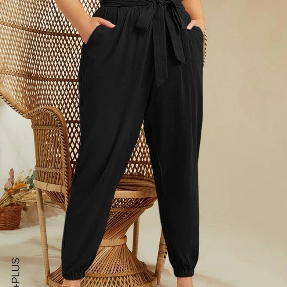 SHEIN Pants - Cute pencil like tie up high waste bow flowy pants. SHEIN. Fits XL. 🌻